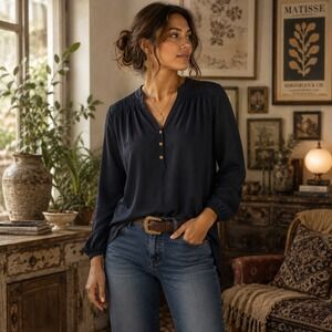 Lilly Pulitzer Navy Blue Silk Smocked V-Neck Button Front Blouse Top Womens L